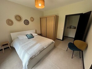 4 bedrooms