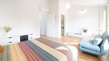 2 bedrooms, iron/ironing board, travel crib, free WiFi