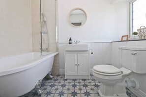 تجهيزات دش، مجففات شعر، مناشف