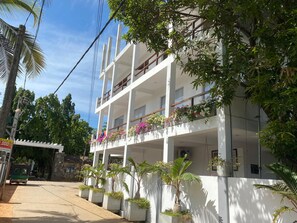 Front of property - Trinco Beach Resort (Trincomalee)