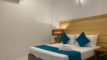 Bàn, phòng cách âm, truy cập Internet không dây miễn phí