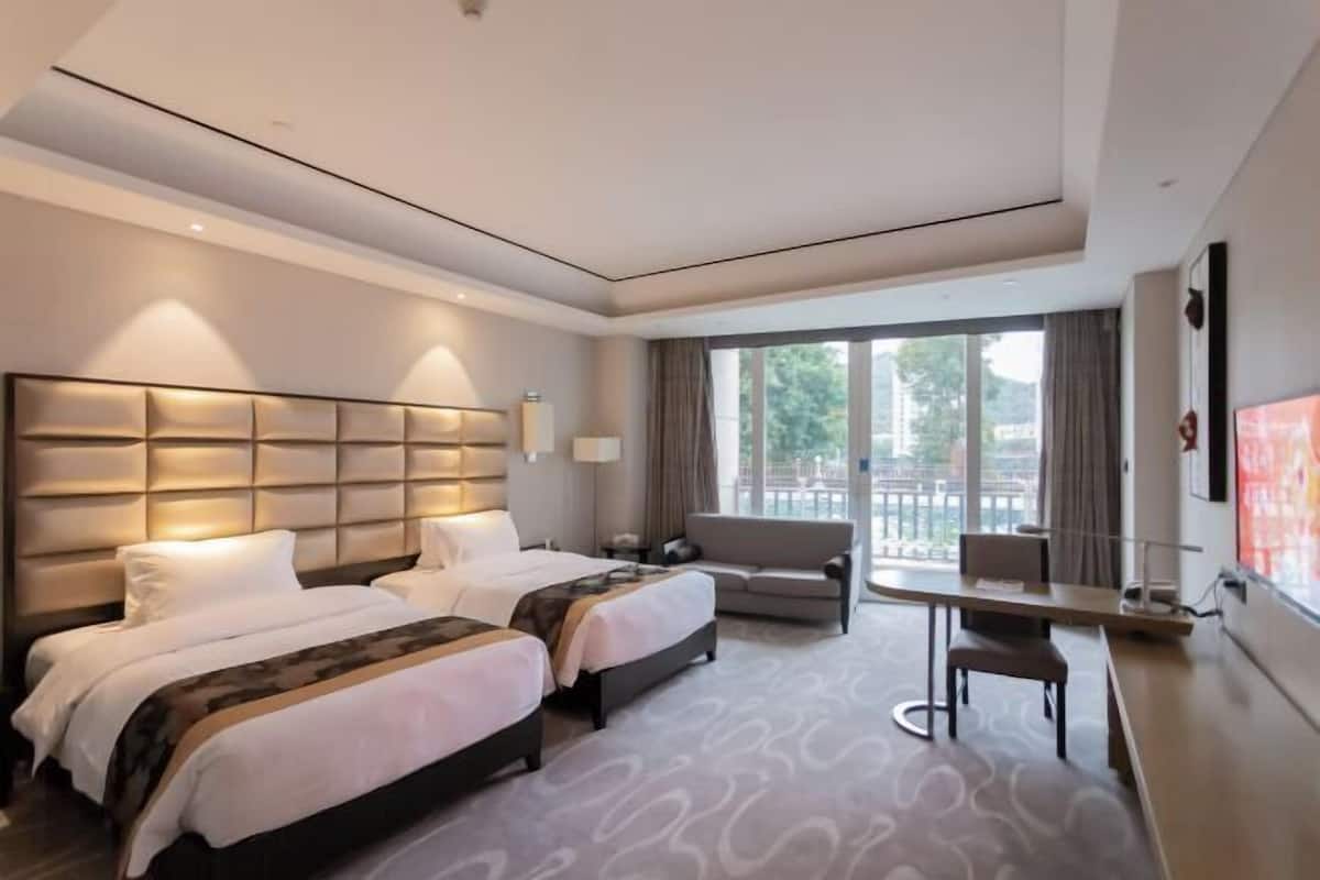 Cots/infant beds