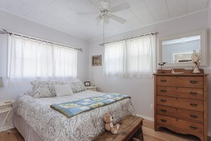 3 bedrooms, free WiFi, bed sheets