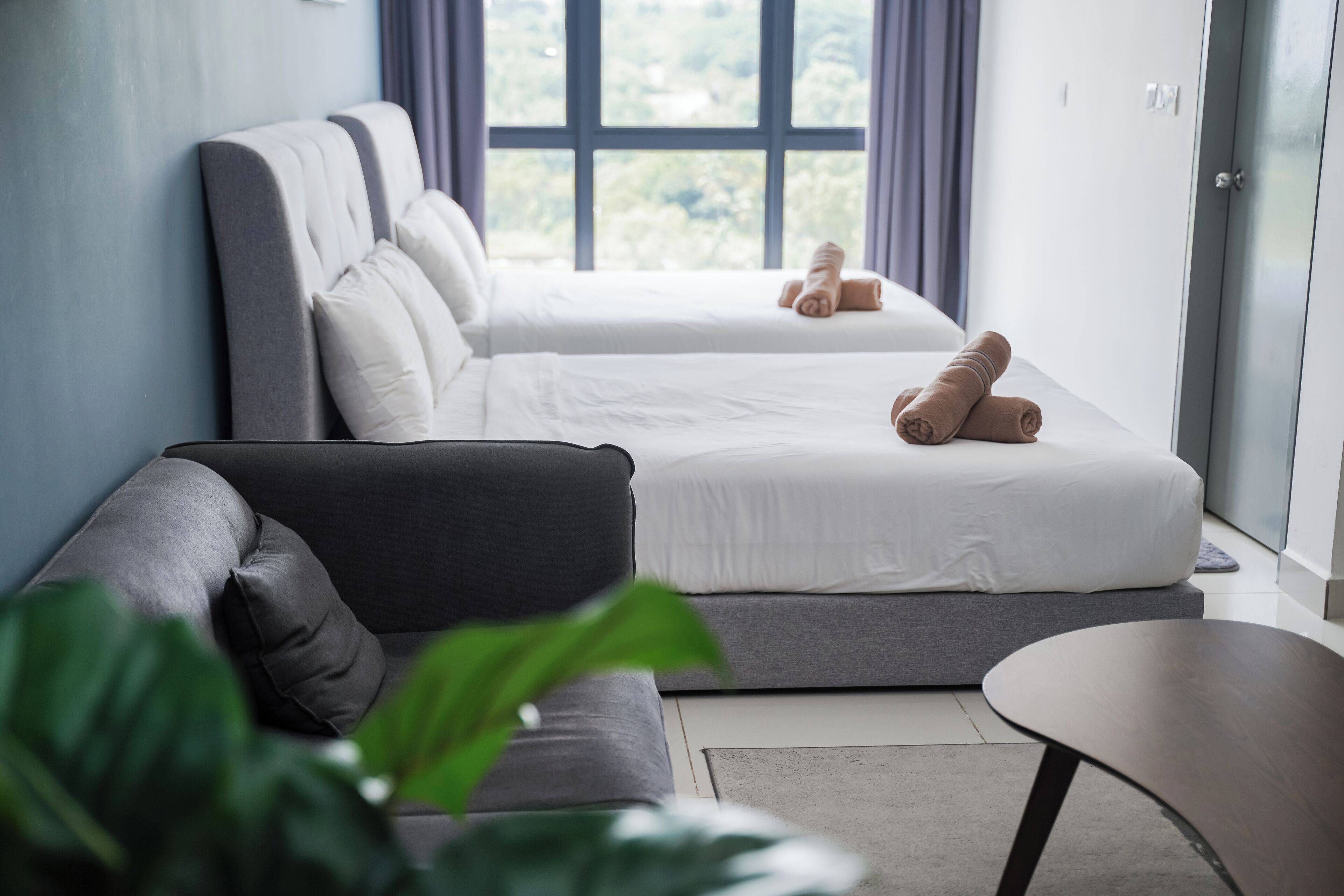 Desk, laptop workspace, free WiFi, bed sheets