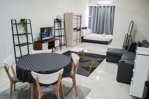 Estúdio standard | Área de estar | Smart TV