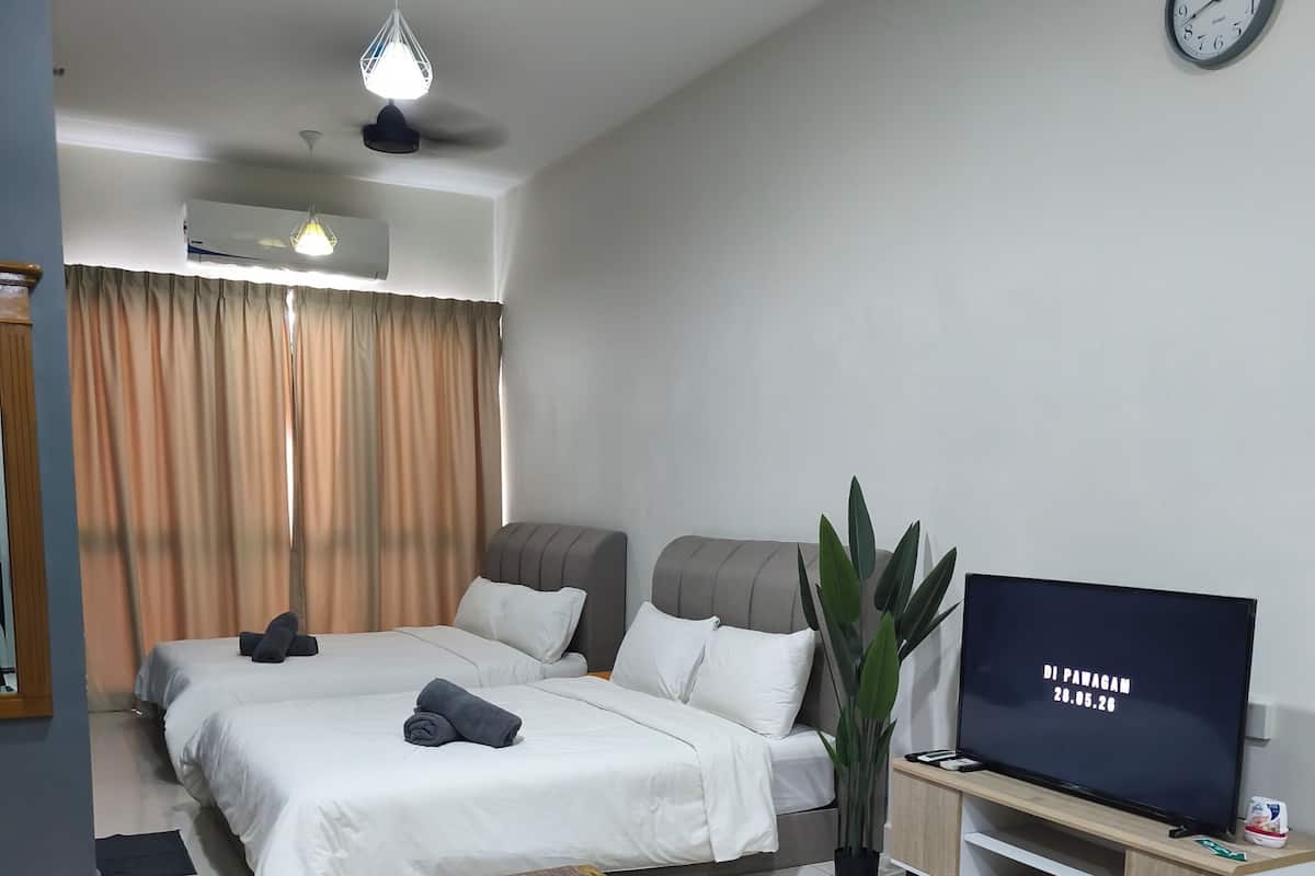 Desk, laptop workspace, free WiFi, bed sheets