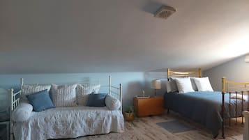 5 slaapkamers, een strijkplank/strijkijzer, wifi, beddengoed