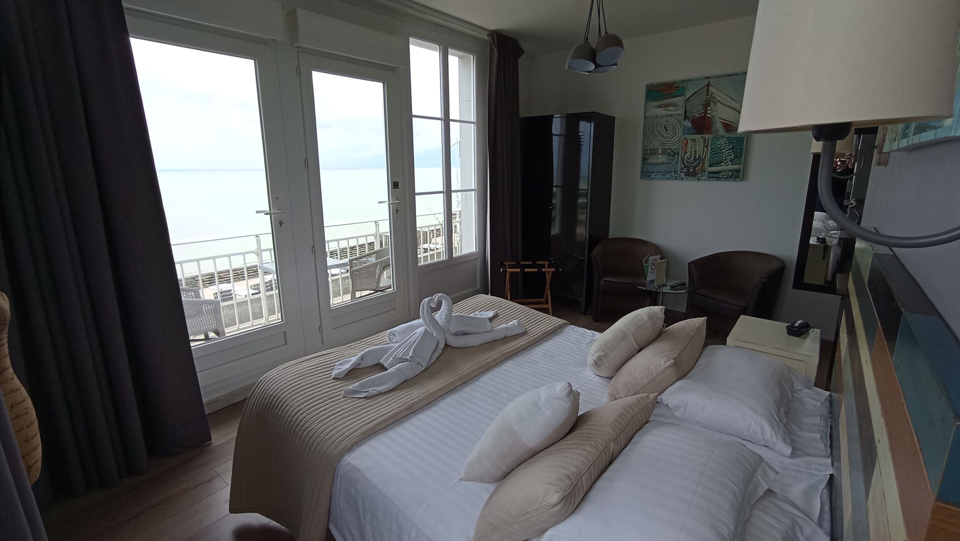 Chambre Double « Premier  », vue mer, en front de mer | Literie de qualité supérieure, rideaux occultants, chambres insonorisées