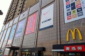 Exterior - Fashion Express Short-term Rental Apartment (Zhuanghe Xintiandi Huafu Branch) (Zhuanghe)