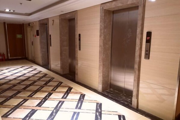 Interior - Fashion Express Short-term Rental Apartment (Zhuanghe Xintiandi Huafu Branch) (Zhuanghe)