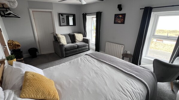 Standard Suite, Ensuite, Beach View