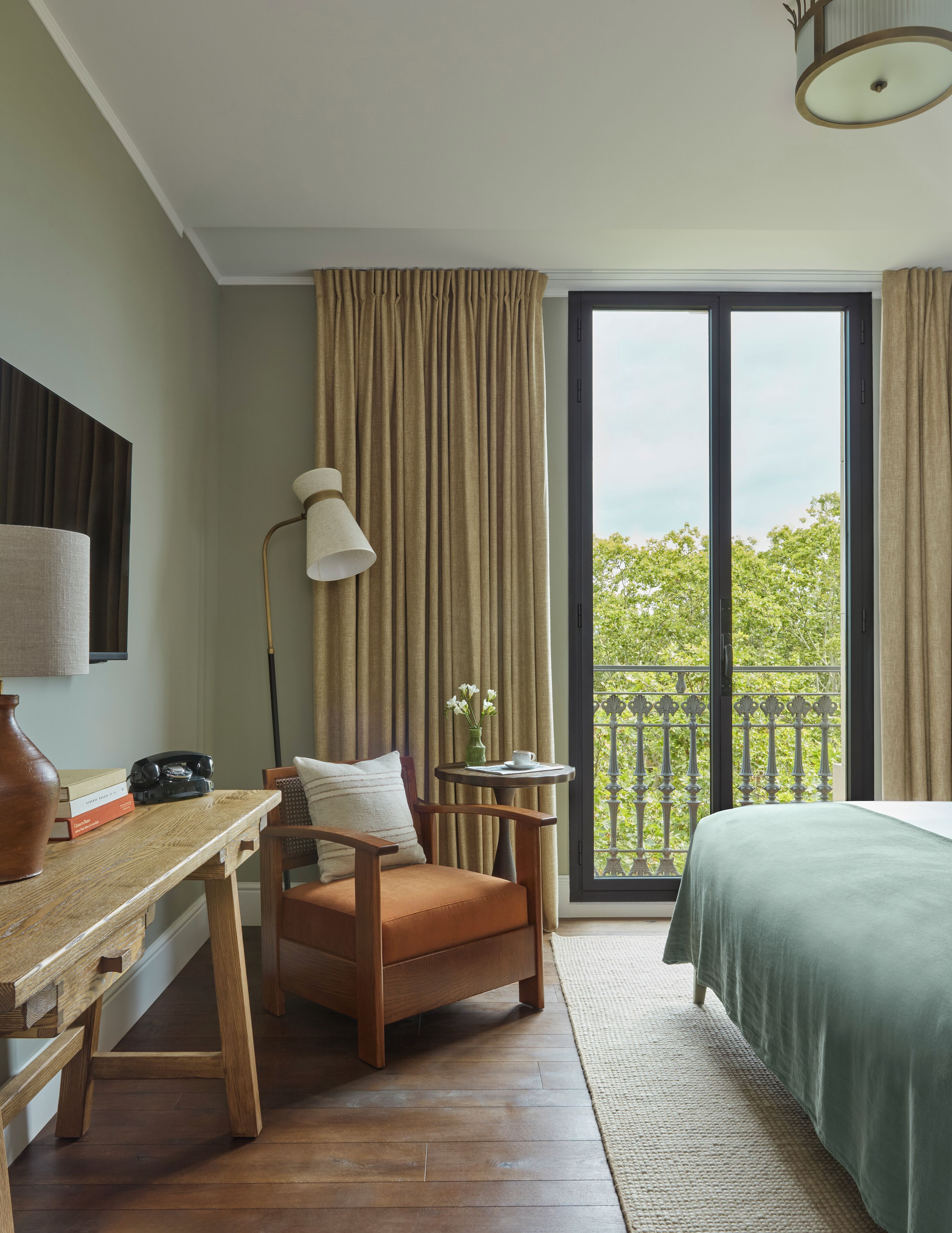 Photo - Miiro Borneta