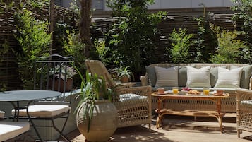 The Terrace | Terraza o patio