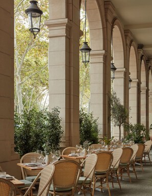 Frühstück, Mittagessen, Abendessen, mediterrane Küche 