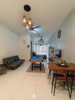 平板电视、Netflix、流媒体服务