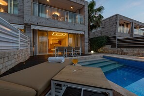 Beheizter Pool