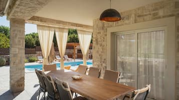 House, Smoking | 4 bedrooms