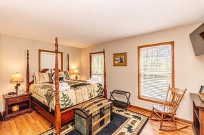 3 soverom, skrivebord, strykejern/-brett og wi-fi (inkludert)