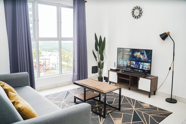 舒适公寓 | 起居区 | 平板电视