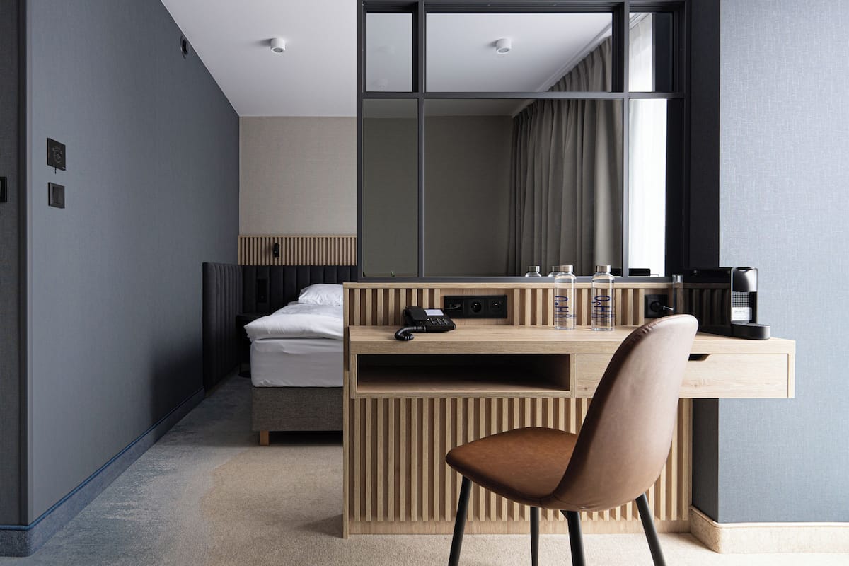 Deluxe Double Room, City View | Hypo-allergenic bedding, desk, laptop workspace, soundproofing