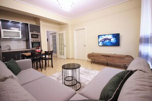 Flat-screen TV - Apartament 47 (Gjirokaster)