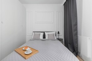 2 bedrooms, desk, iron/ironing board, WiFi - Starowiejska 62B | Chic Apartment | Gym (Gdansk)