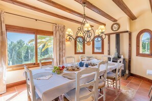 Dining - Casa Alba by Sun & Sea Homes (Jávea)