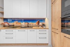Fridge, microwave, oven, stovetop - Spacious Apartment | Sauna, Gym and Garage Parking (Gdansk)