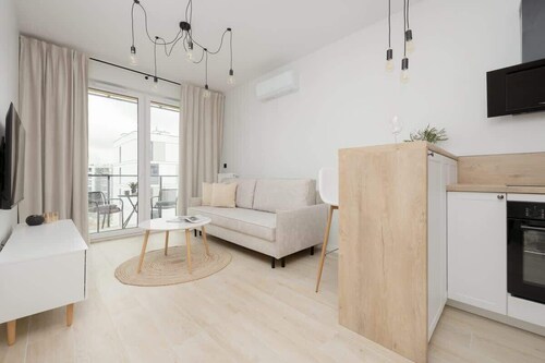Modern Apartment with Balcony | Parking and Air Conditioning