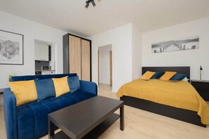 Iron/ironing board, WiFi, bed sheets - Soczi 8 | Warsaw | Compact studio | WiFi | SmartTV (Warszawa)