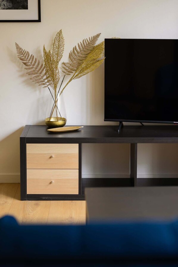 Interior - Soczi 8 | Warsaw | Compact studio | WiFi | SmartTV (Warszawa)