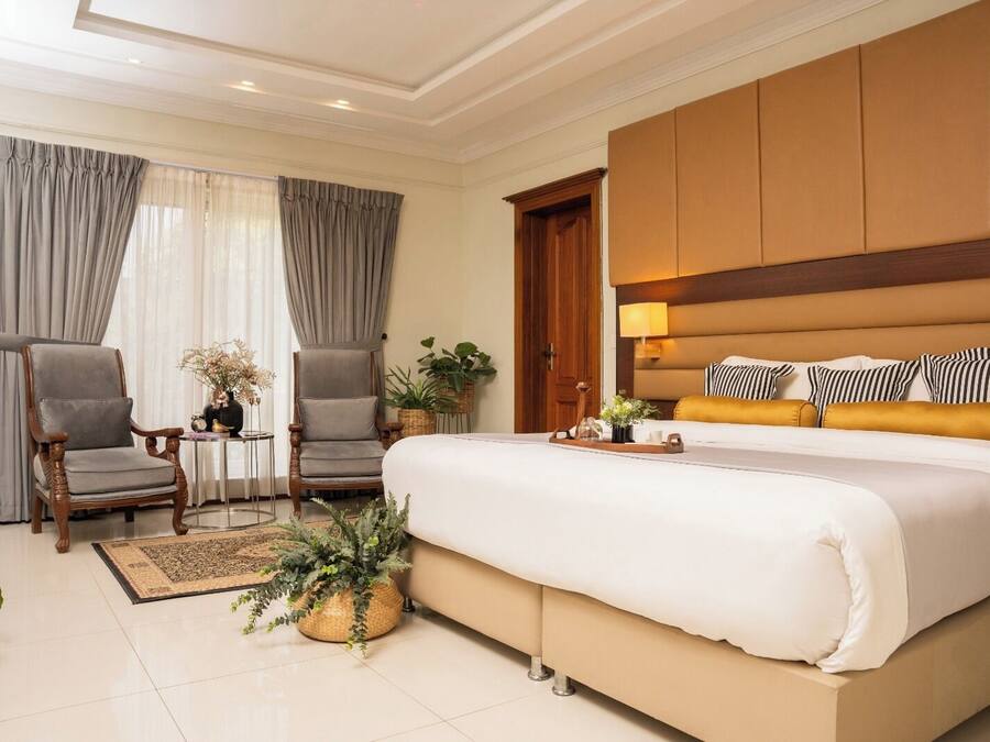 Coffres-forts dans les chambres, rideaux occultants