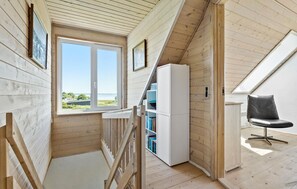 Interior - Gorgeous home in øster assels with WiFi (Øster Assels)