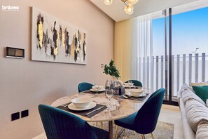 Apartment | In-room dining - bnbmehomes-nr Riyadh Intl Convention-A17 (Riyadh)