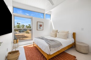 3 bedrooms, iron/ironing board, free WiFi, bed sheets - Desert Willow-Iconic Butterfly Alexander (Palm Springs)