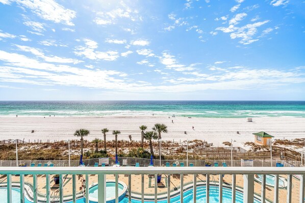 A heated pool - Peaceful Beach Paradise (Panama City Beach)