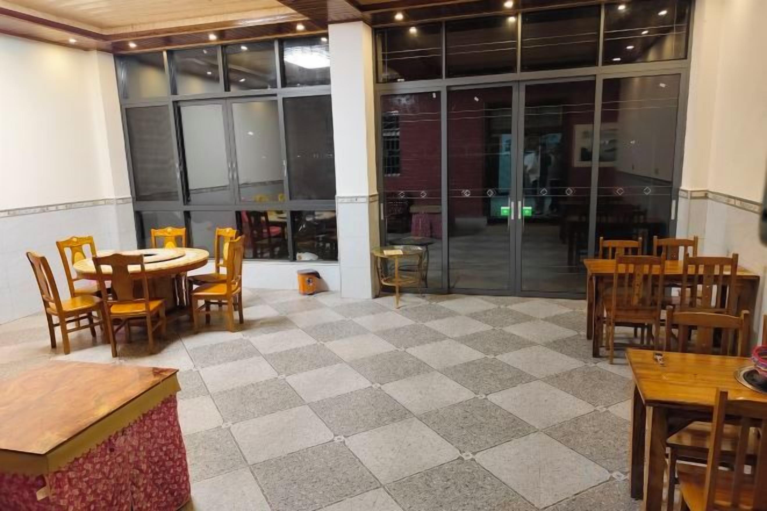 用餐