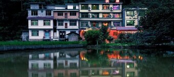 Libomaolan Shengyuan Nongjiale