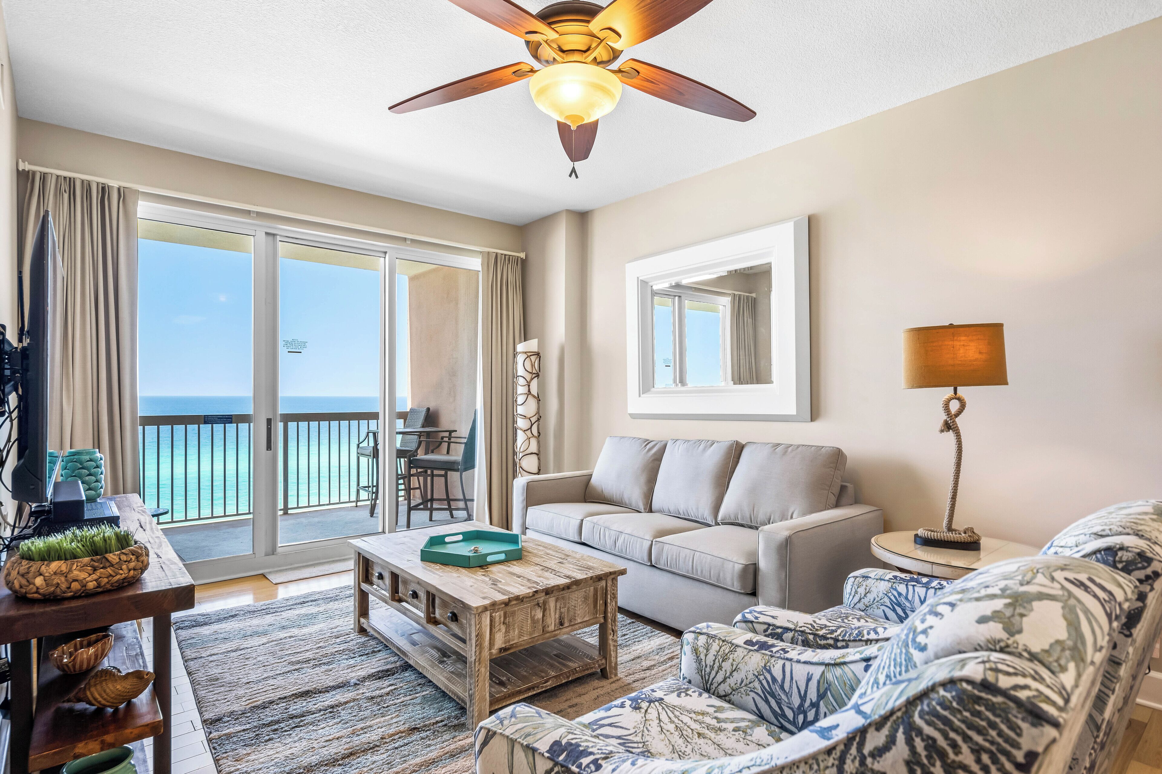 Beautifully Renovated condo with Large Balcony