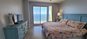 2 bedrooms, WiFi, bed sheets - 2 BR 2BA Plus bunks on the 23rd Floor at Treasure Island Resort! (Panama City Beach)