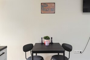 تناول الطعام