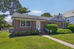 Exterior - Nautical Miles - Chesapeake Properties (Cape Charles)
