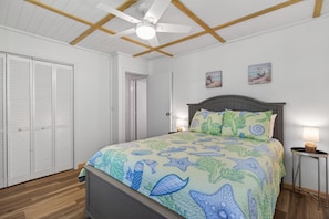 3 bedrooms, iron/ironing board, WiFi, bed sheets - Nautical Miles - Chesapeake Properties (Cape Charles)