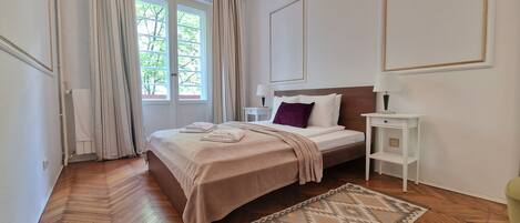 3 chambres, fer et planche Ă repasser, Wi-Fi, draps fournis