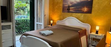 2 Schlafzimmer, Bügeleisen/Bügelbrett, Reisekinderbett, WLAN