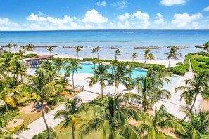 Pool - Double Beach Condo 6BR, Cap Cana (Punta Cana)
