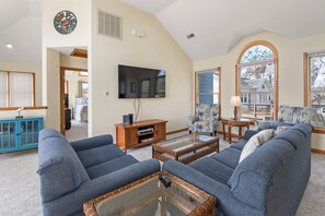 TV, DVD player, table football - Bayberry Breeze: Oceanside, Hot Tub, Dog-Friendly (Corolla)