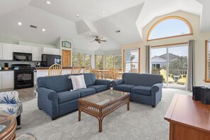 TV, DVD player, table football - Bayberry Breeze: Oceanside, Hot Tub, Dog-Friendly (Corolla)