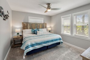 5 室のベッドルーム、アイロン / アイロン台、WiFi、ベッドシーツ