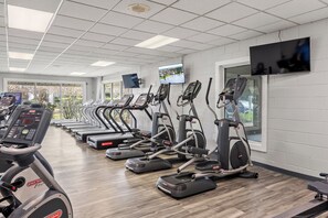 Fitness facility - Modern Sound: New Build, Pool, Elevator, Rec Room (Corolla)